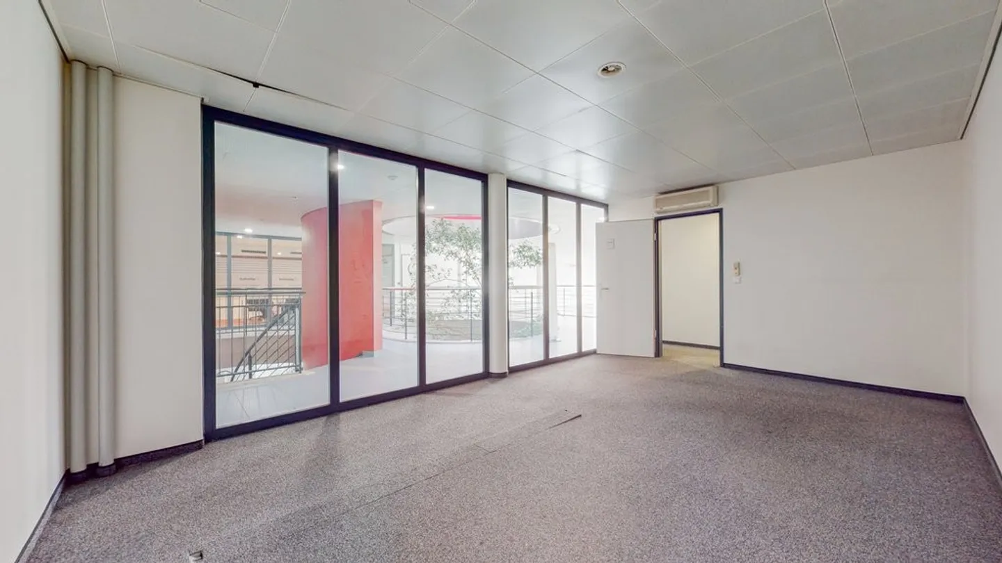 Ufficio moderno sul Lago di Ginevra - Foto 5 di 12