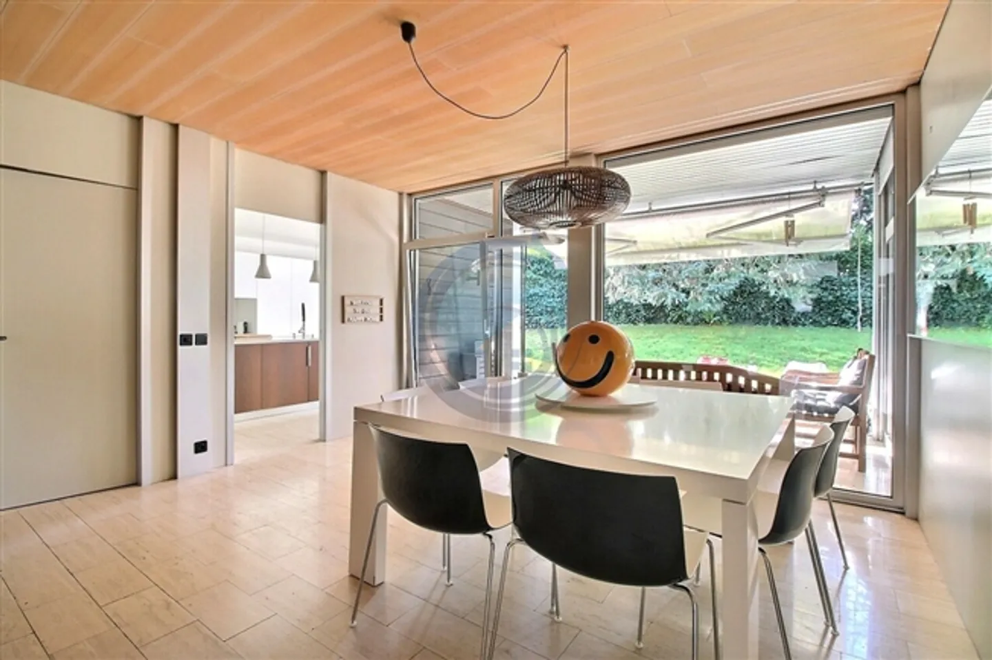 PROPRIÉTÉ MAGNIFIQUE ET MODERNE AVEC 12 CHAMBRES À CHERNEX - Photo 14 sur 20