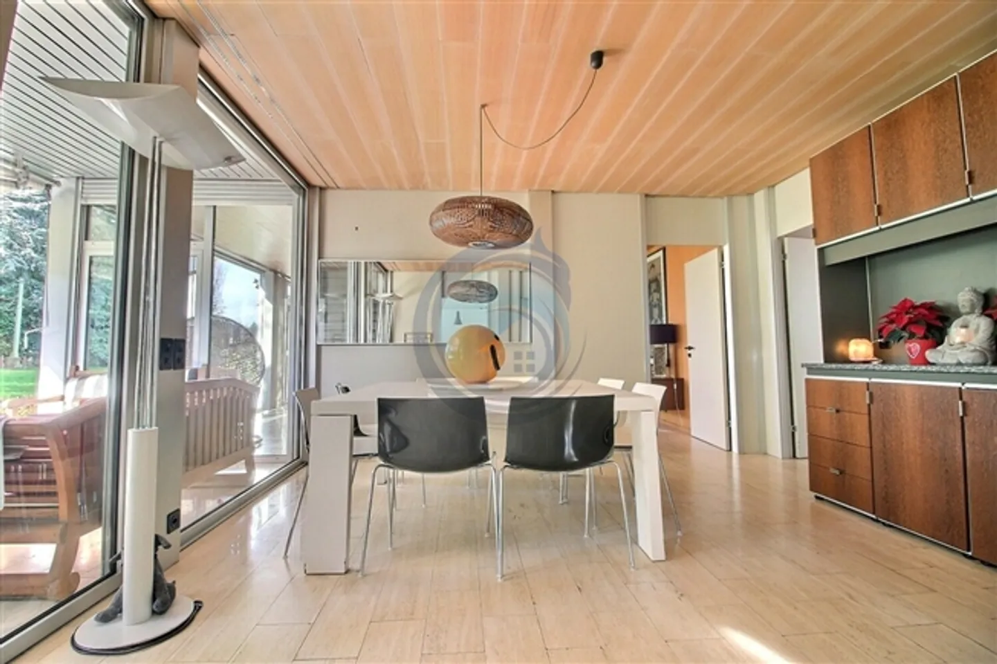 PROPRIÉTÉ MAGNIFIQUE ET MODERNE AVEC 12 CHAMBRES À CHERNEX - Photo 15 sur 20