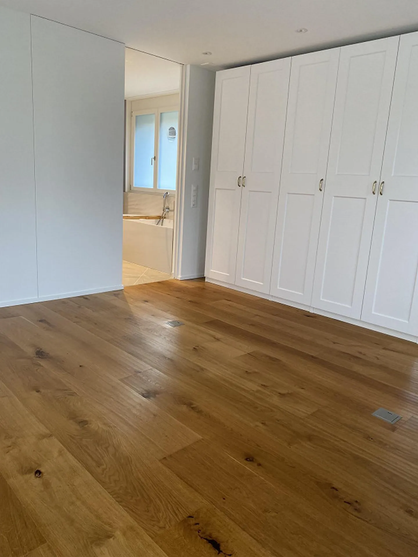 Appartement moderne avec jardin - Photo 8 sur 21