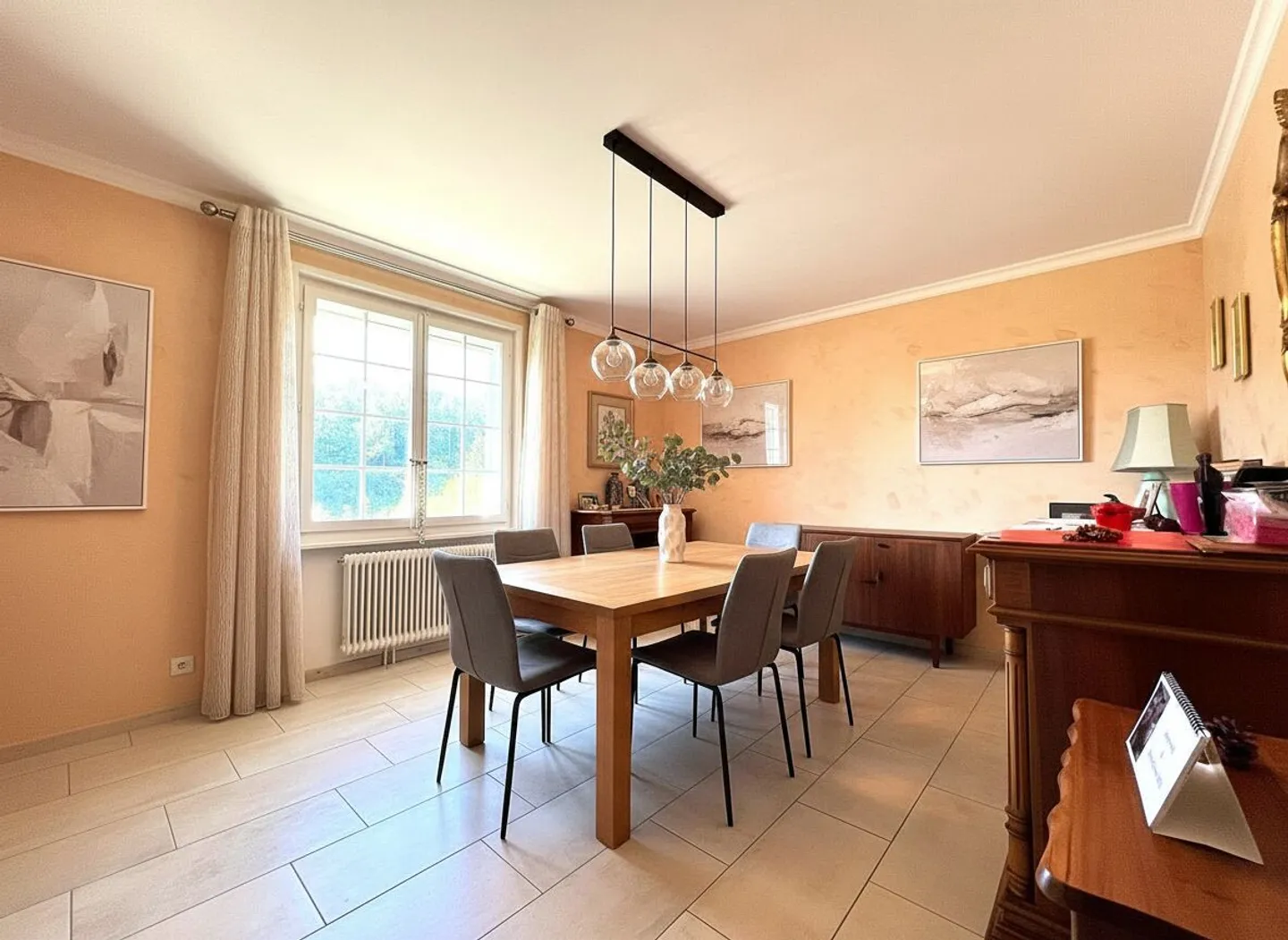 Charmantes Einfamilienhaus in Valeyres - Foto 3 von 13