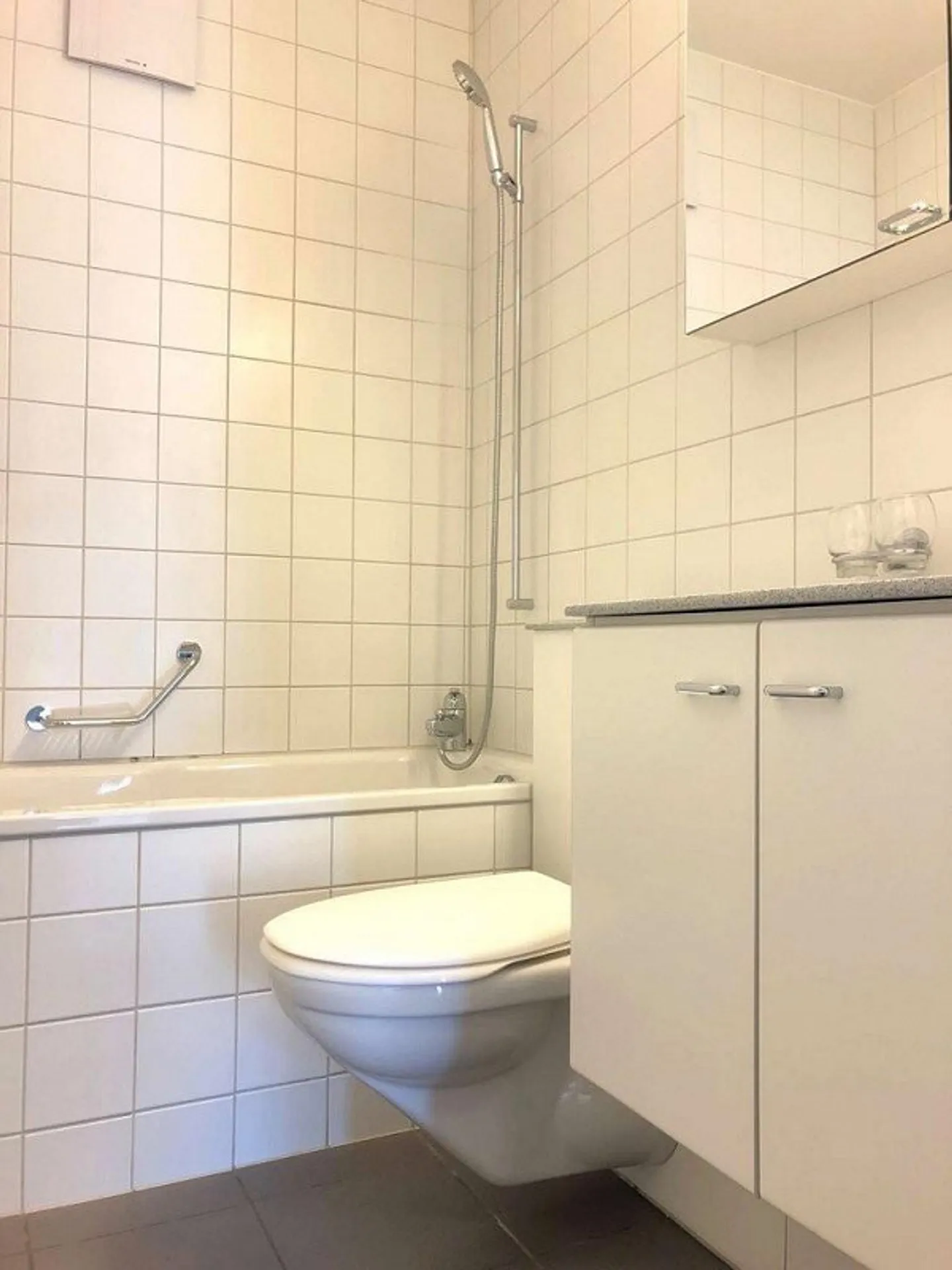 Charming studio near Aare & Gurten - bright, spacious & central - Photo 3 of 7