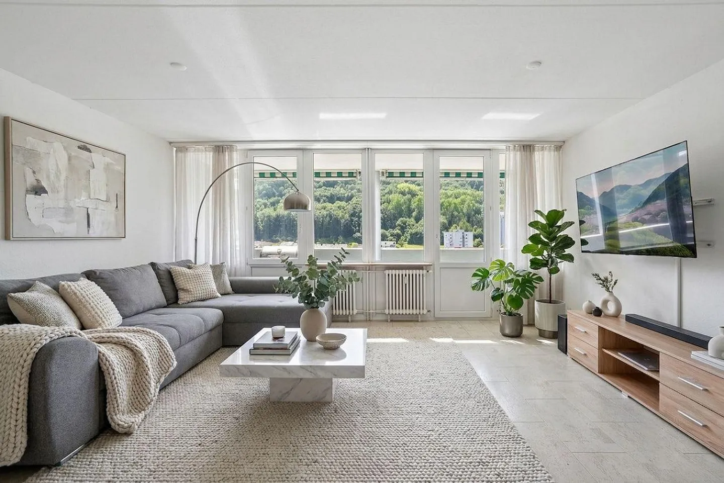 Exklusives Apartment mit Panoramablick - Foto 3 von 13