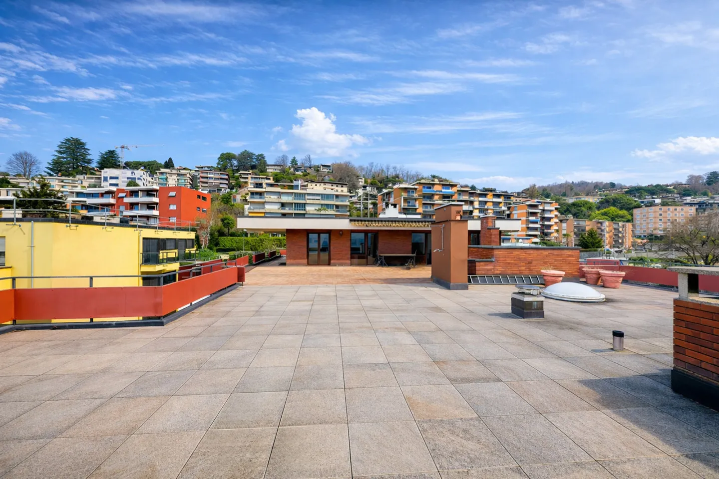 Exclusive Penthouse with 180° Panoramic Terrace over Lake and Mountains - Photo 3 of 26