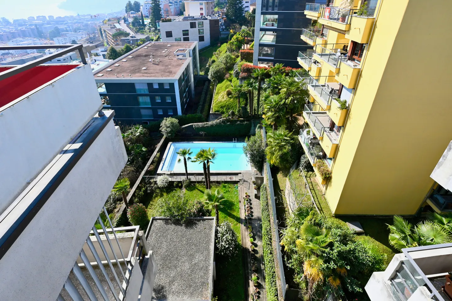 Exclusive Penthouse with 180° Panoramic Terrace over Lake and Mountains - Photo 26 of 26