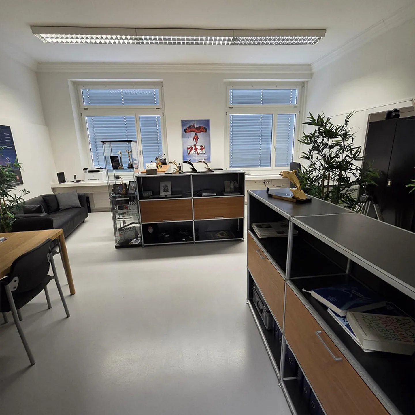 Attraktiver Büroraum im Verwaltungsgebäude - Foto 2 von 3