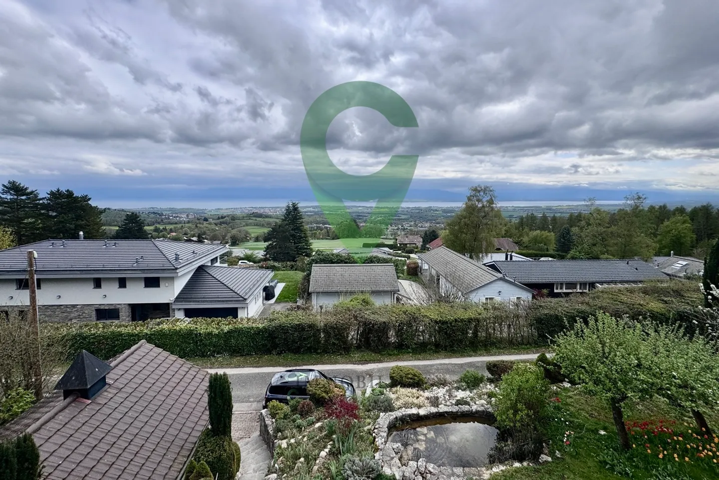 Zeitgenössische Villa mit Seeblick - Foto 20 von 26