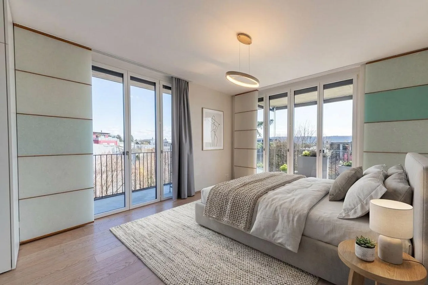 Rare Opportunity: Penthouse Apartment with 124 m² Terrace in a Desirable Location - Photo 10 of 13