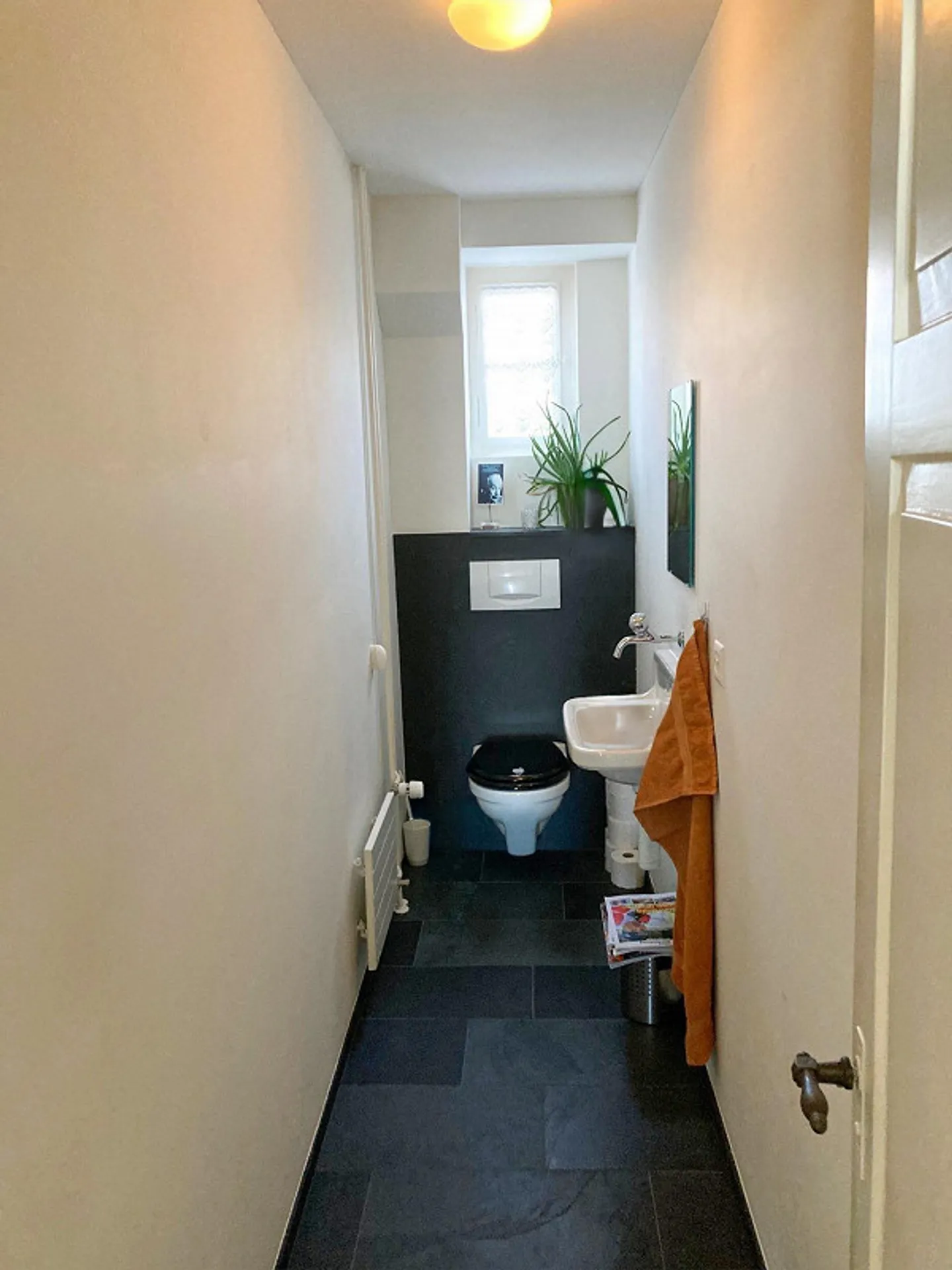 Appartement 4 pièces au 1er étage dans une maison majestueuse - Photo 5 sur 9