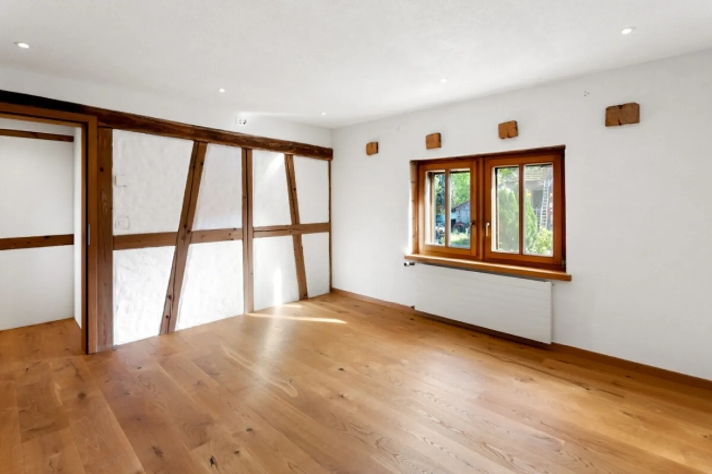 «Ländlicher Wohntraum mit viel Land, Werkstatt und liebevoll renovierter Wohnung» - Foto 5 von 10