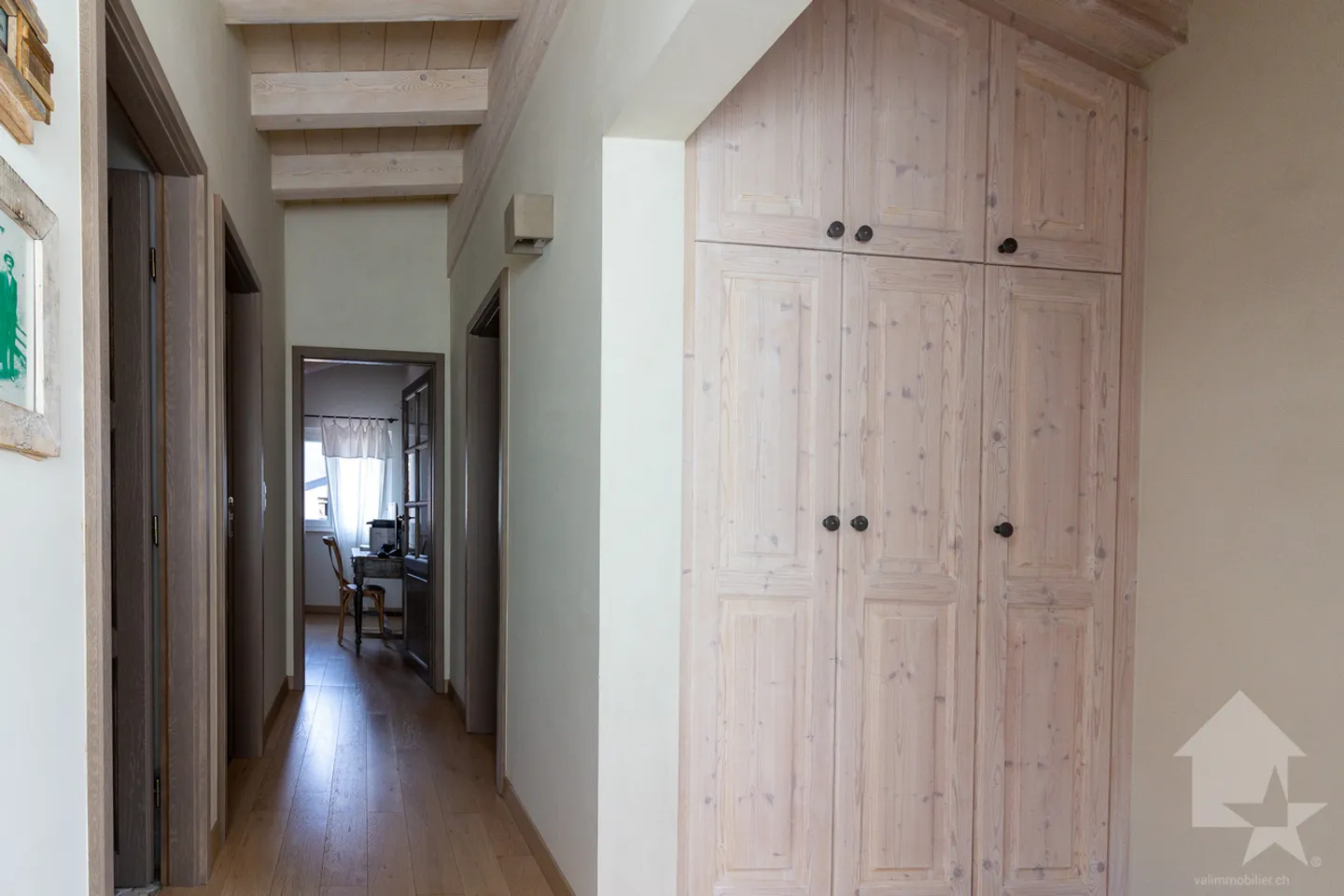Bellissimo attico duplex con 4,5 stanze e una superficie di 118m2 - Foto 28 di 28