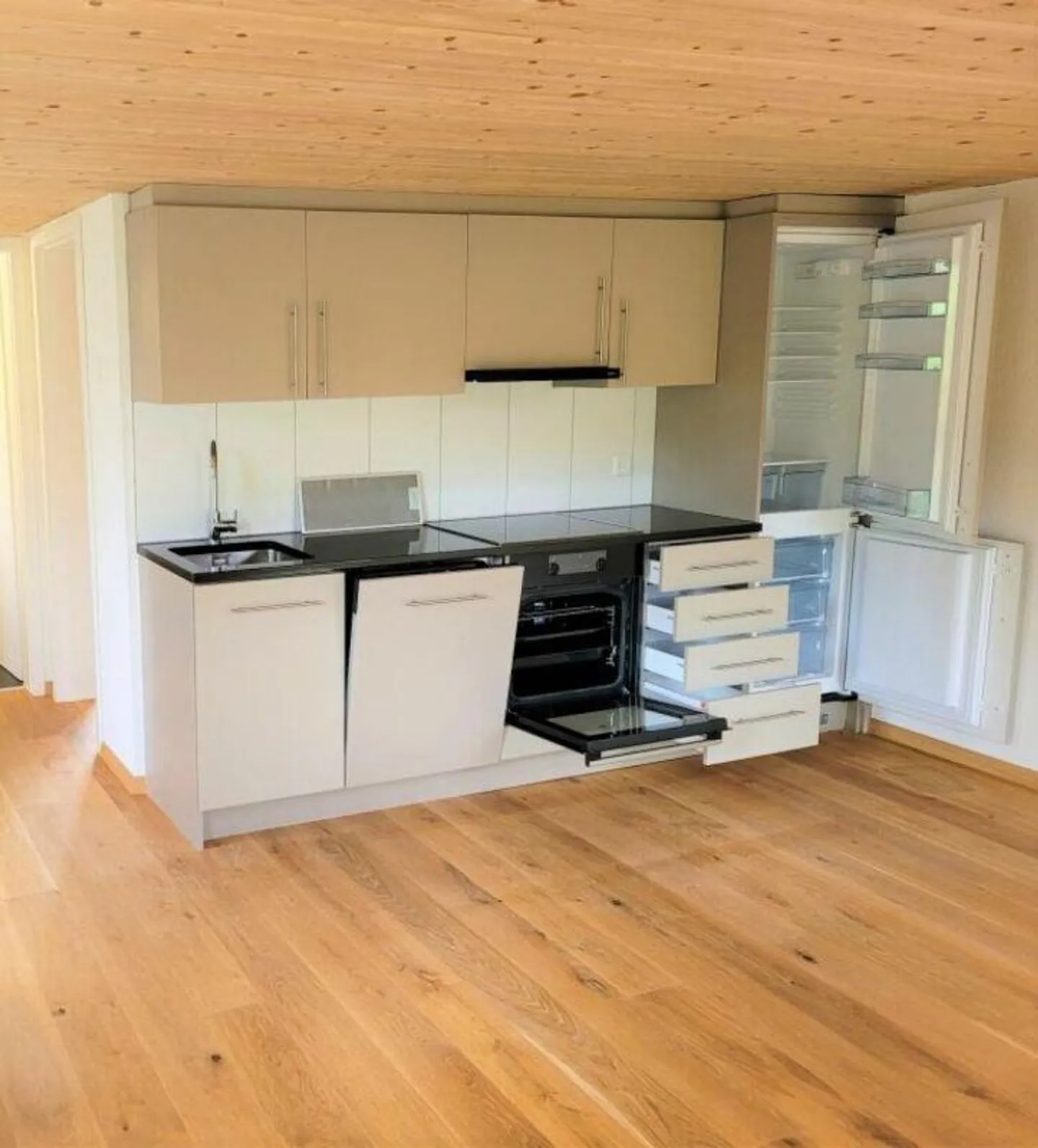 Gemütliche 2.5-Zimmer Wohnung - Foto 3 von 8
