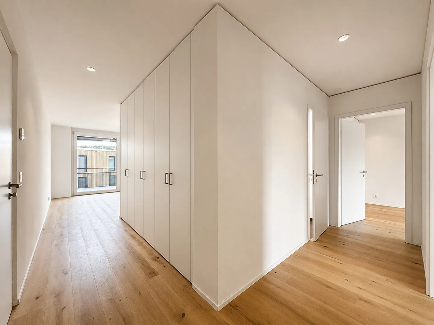 Luxury Apartment in Eco-District - Photo 4 of 11