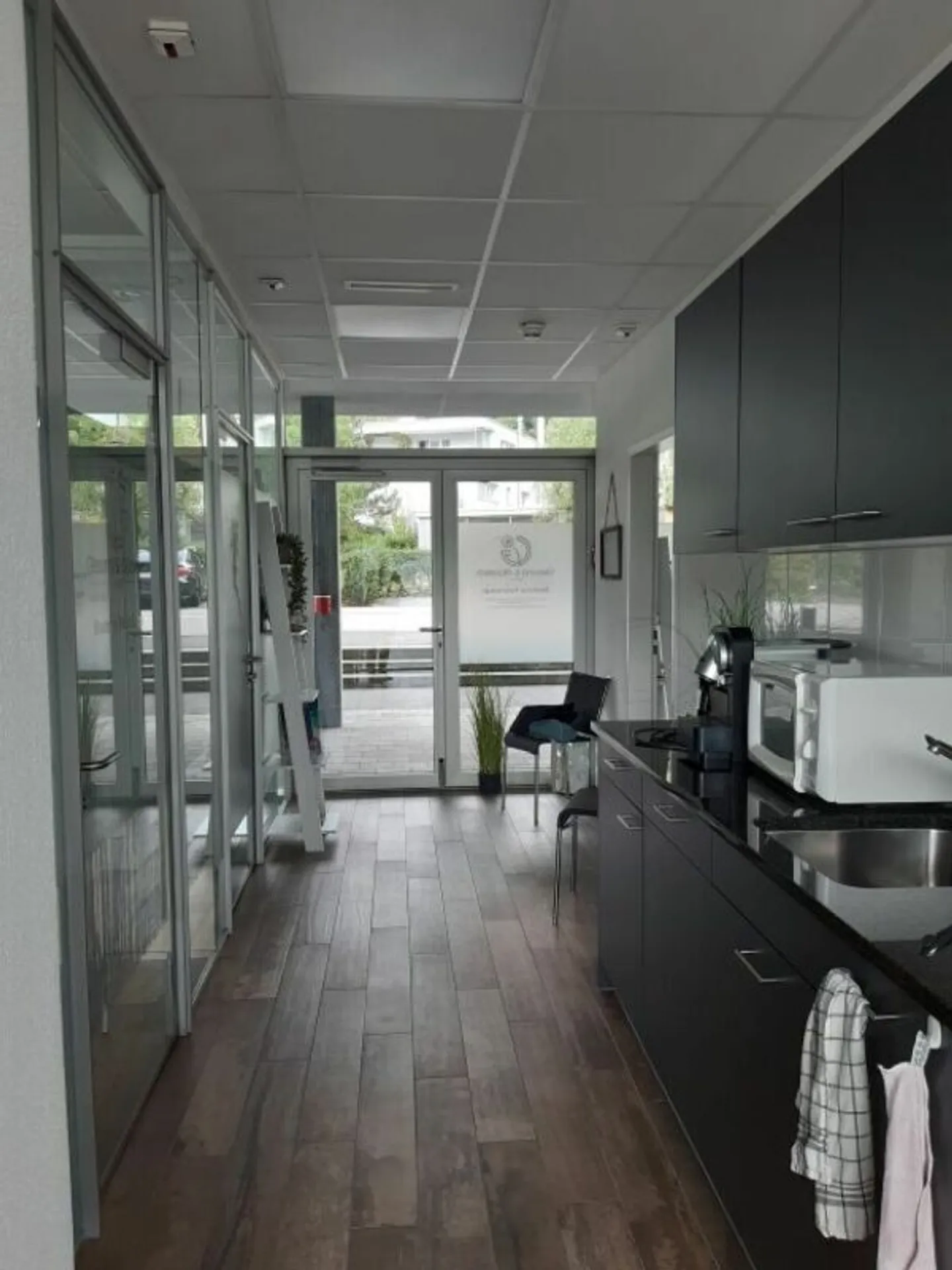 Gare de Belp, emplacement de choix, 93 m2 - Photo 2 sur 2