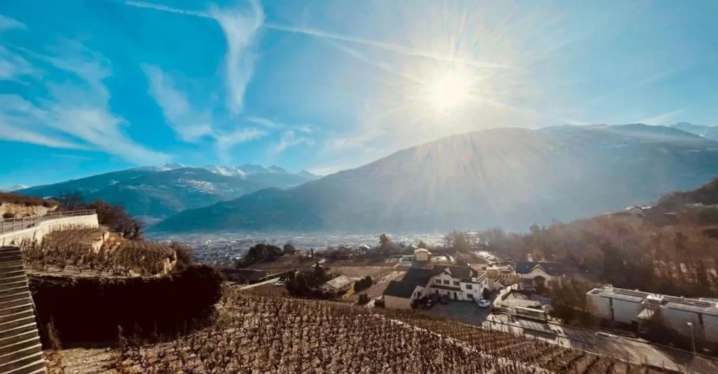 Villa Charmante avec Vue Montagne - Photo 2 sur 11