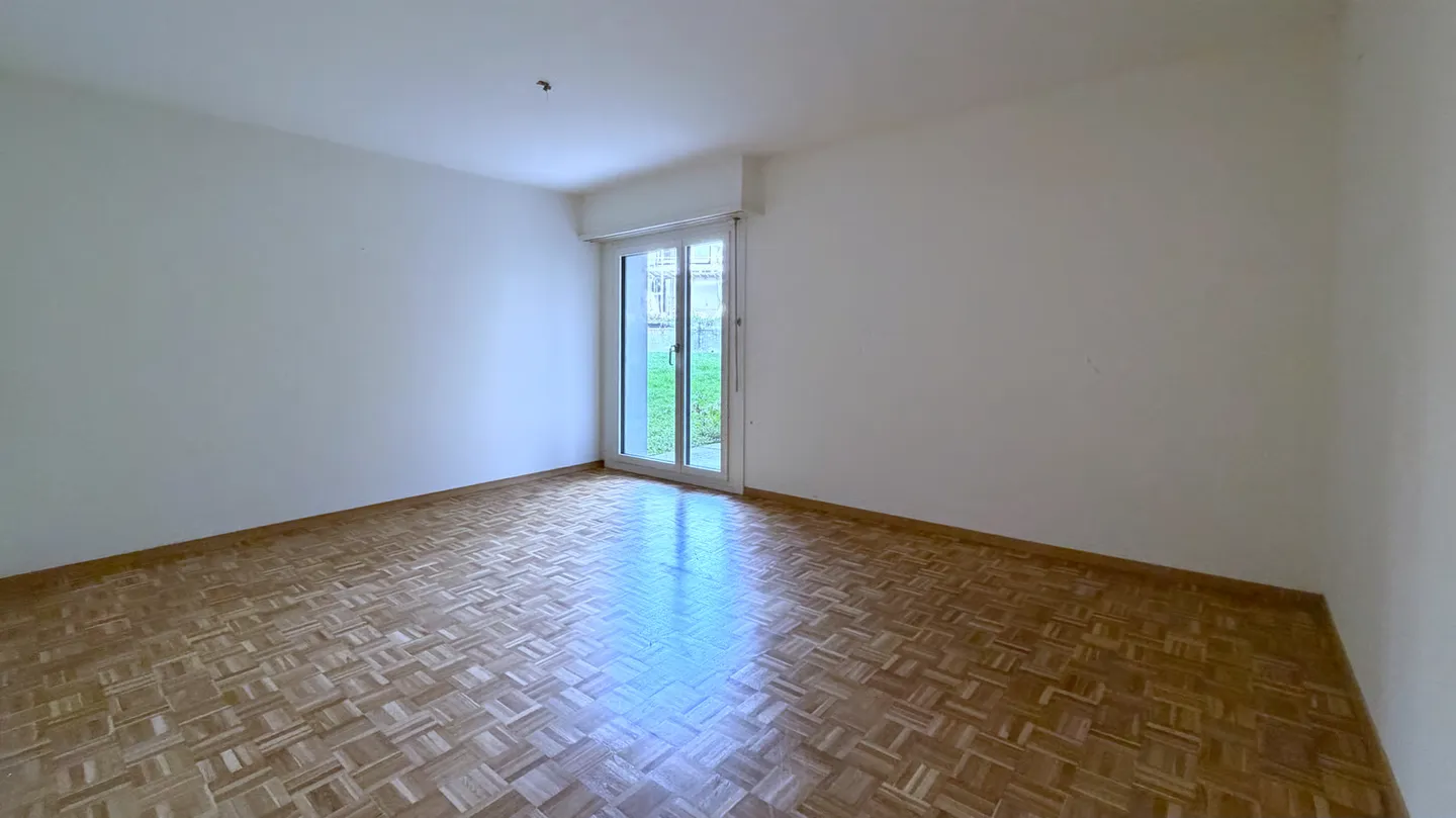 Between Lake, Nature and City - 3-Room Garden Apartment in Kilchberg - Photo 5 of 8