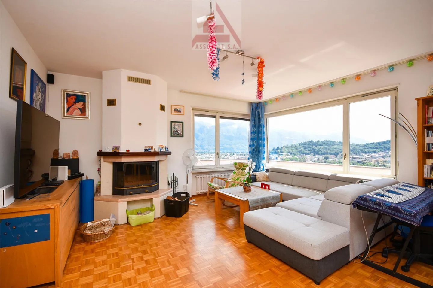 Casa bifamiliare con terreno / Zweifamilienhaus mit Grundstück - Foto 2 di 7