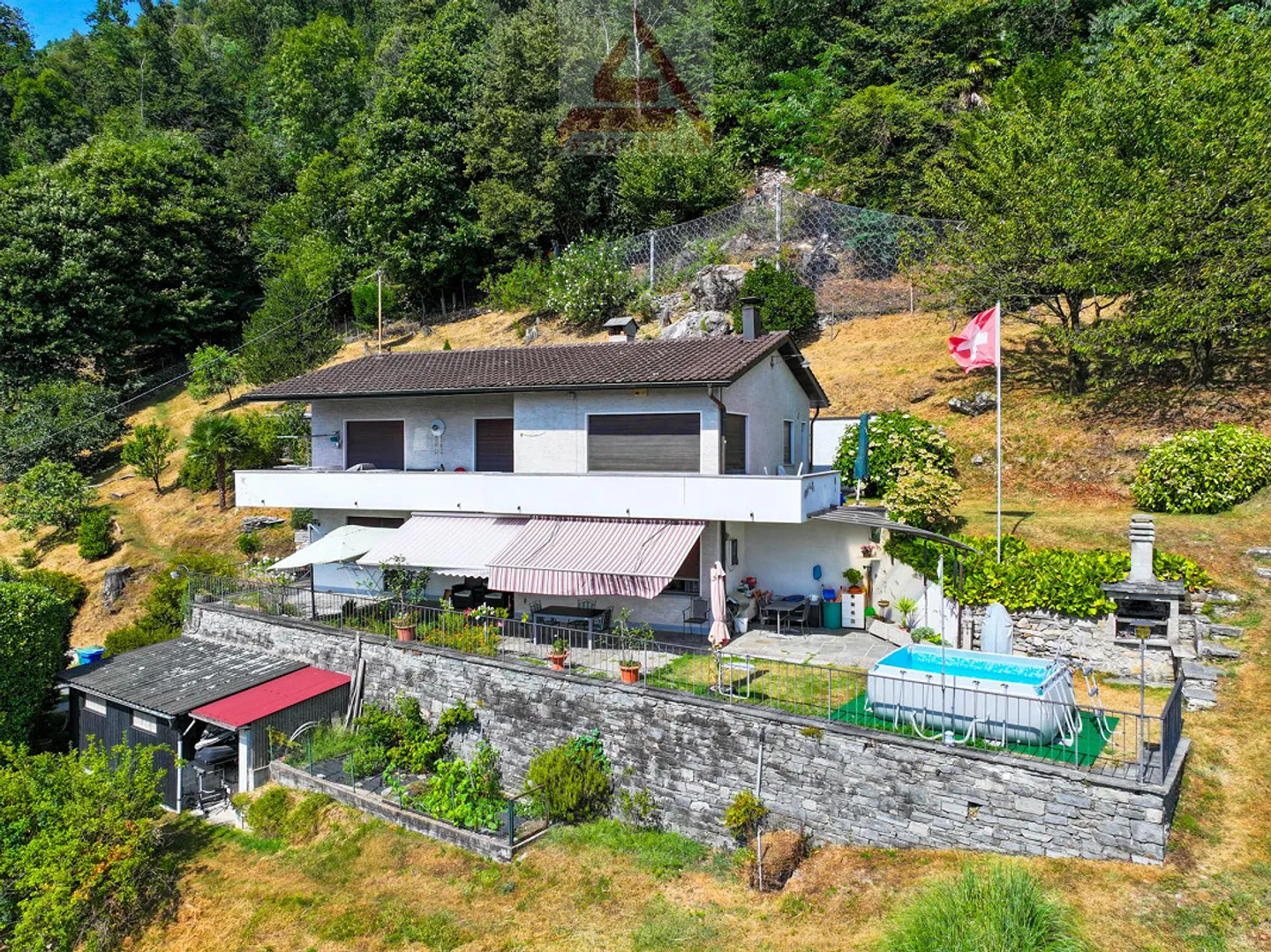 Casa bifamiliare con terreno / Zweifamilienhaus mit Grundstück - Foto 6 di 7
