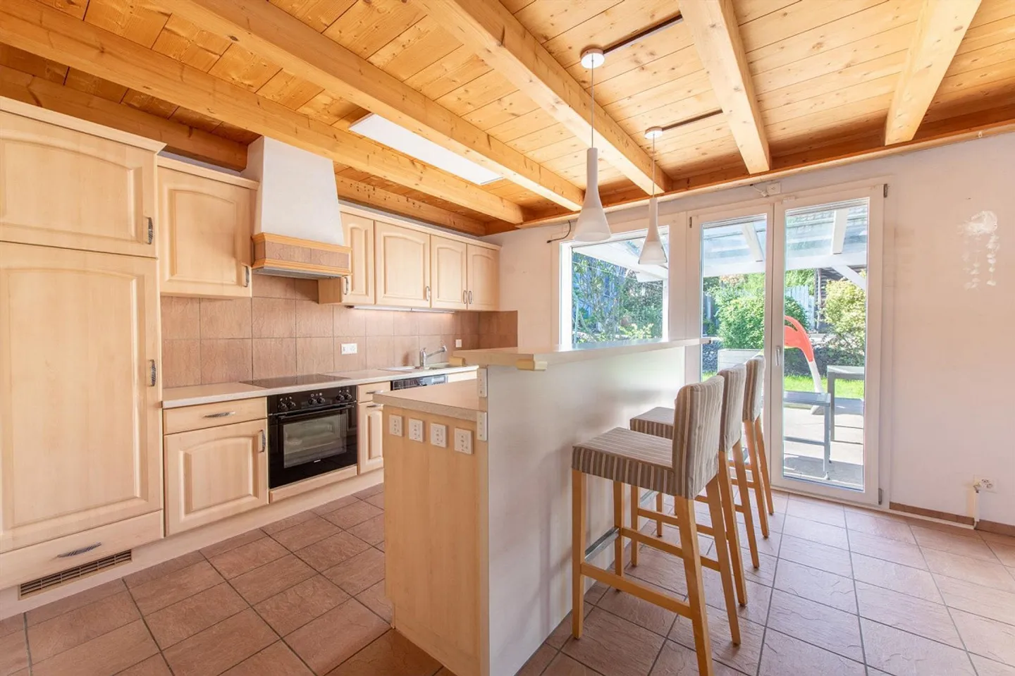 A Home to Feel Good - Bright Living Environment, Fireplace and Sunny Terrace - Photo 3 of 13