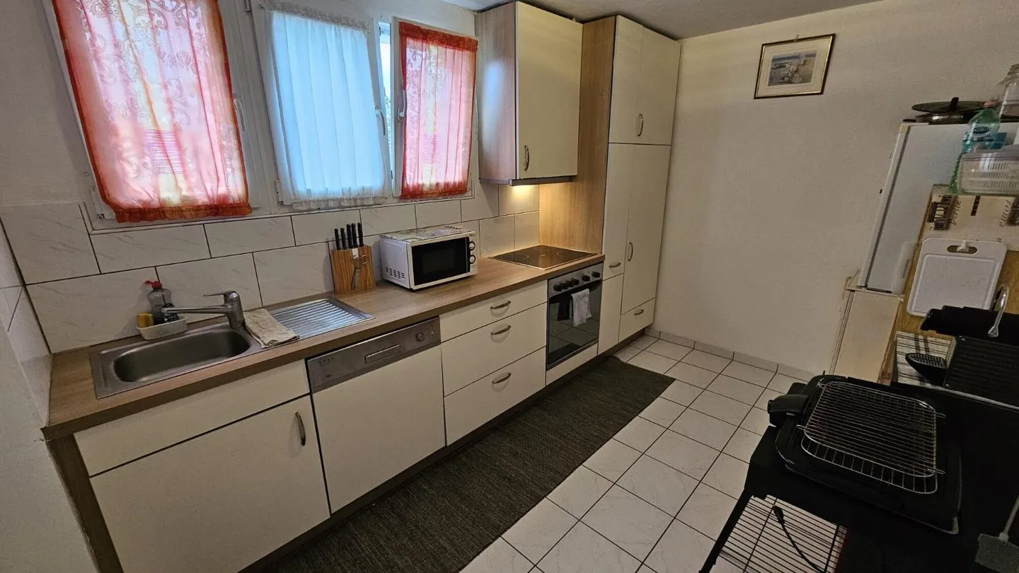 Appartement Charmant avec Balcon - Photo 2 sur 12