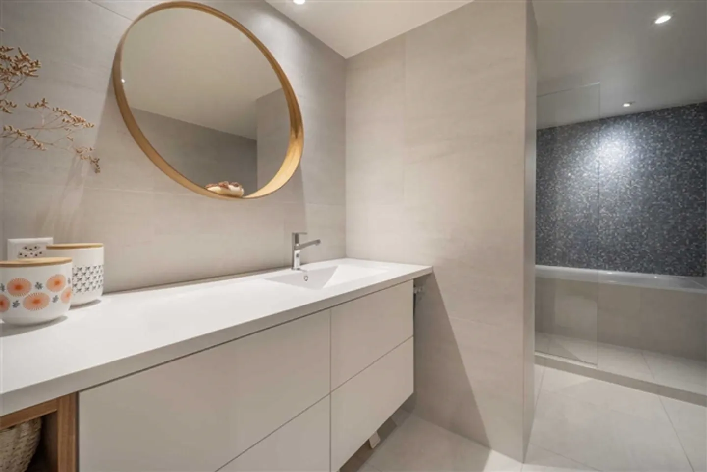 Renoviertes Penthouse-Duplex mit Balkon - Foto 3 von 17