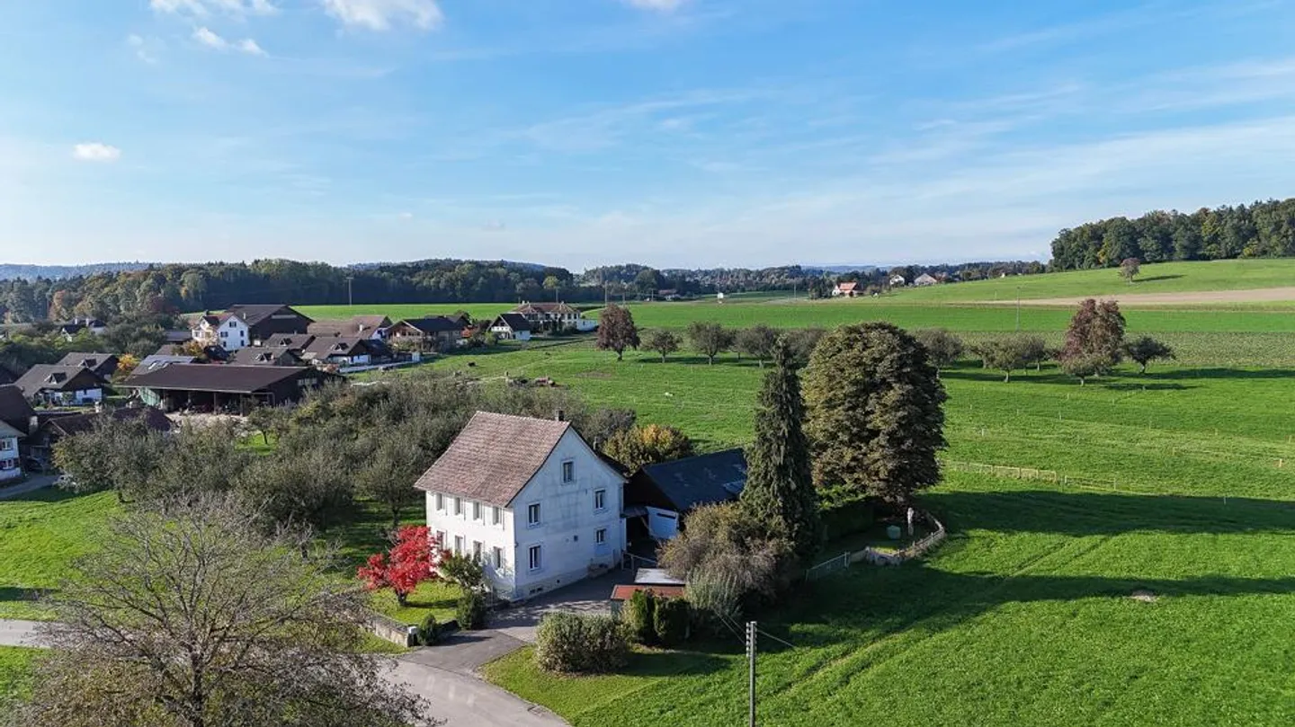 Idylle résidentielle avec grange et vue sur la verdure - Photo 8 sur 20