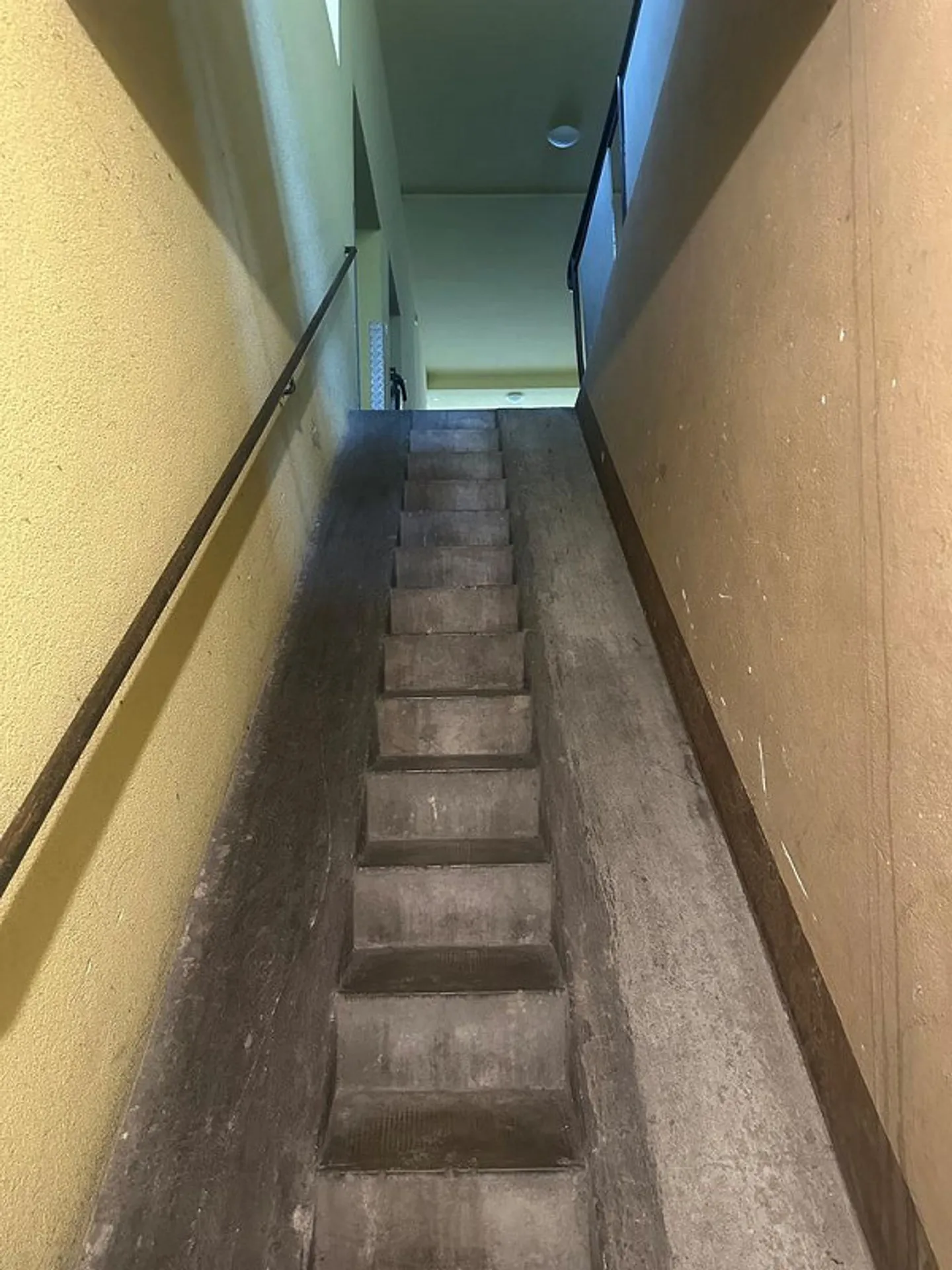 Spacious Storage Room in Basel - Photo 4 of 4