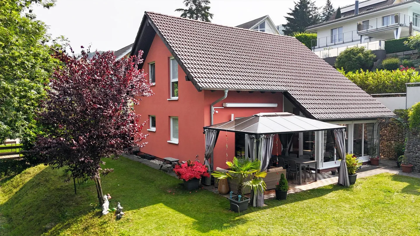 Vie familiale dans la verdure - Photo 2 sur 13
