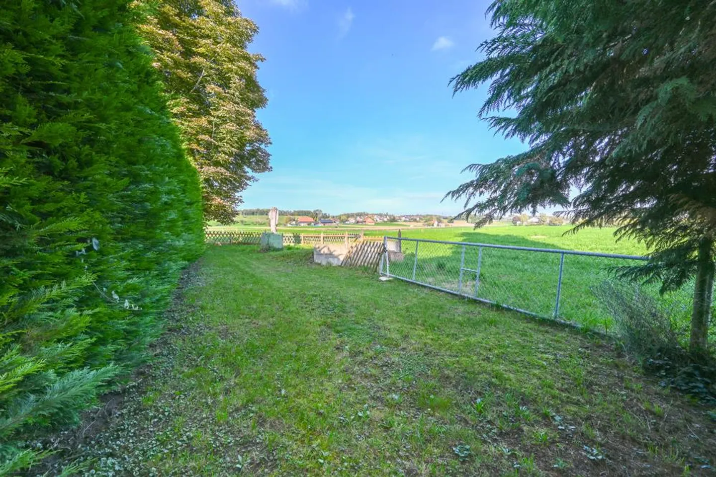 Idylle résidentielle avec grange et vue sur la verdure - Photo 18 sur 20