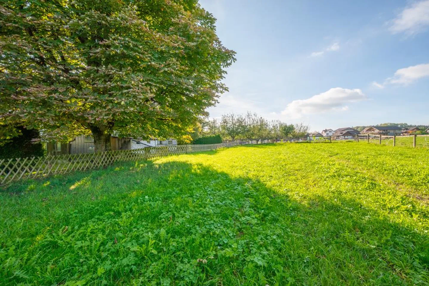 Idylle résidentielle avec grange et vue sur la verdure - Photo 19 sur 20