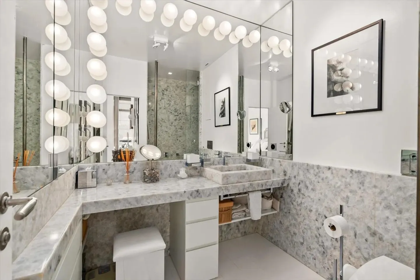 Appartamento raro in affitto nel palazzo Clarté! - Foto 12 di 17