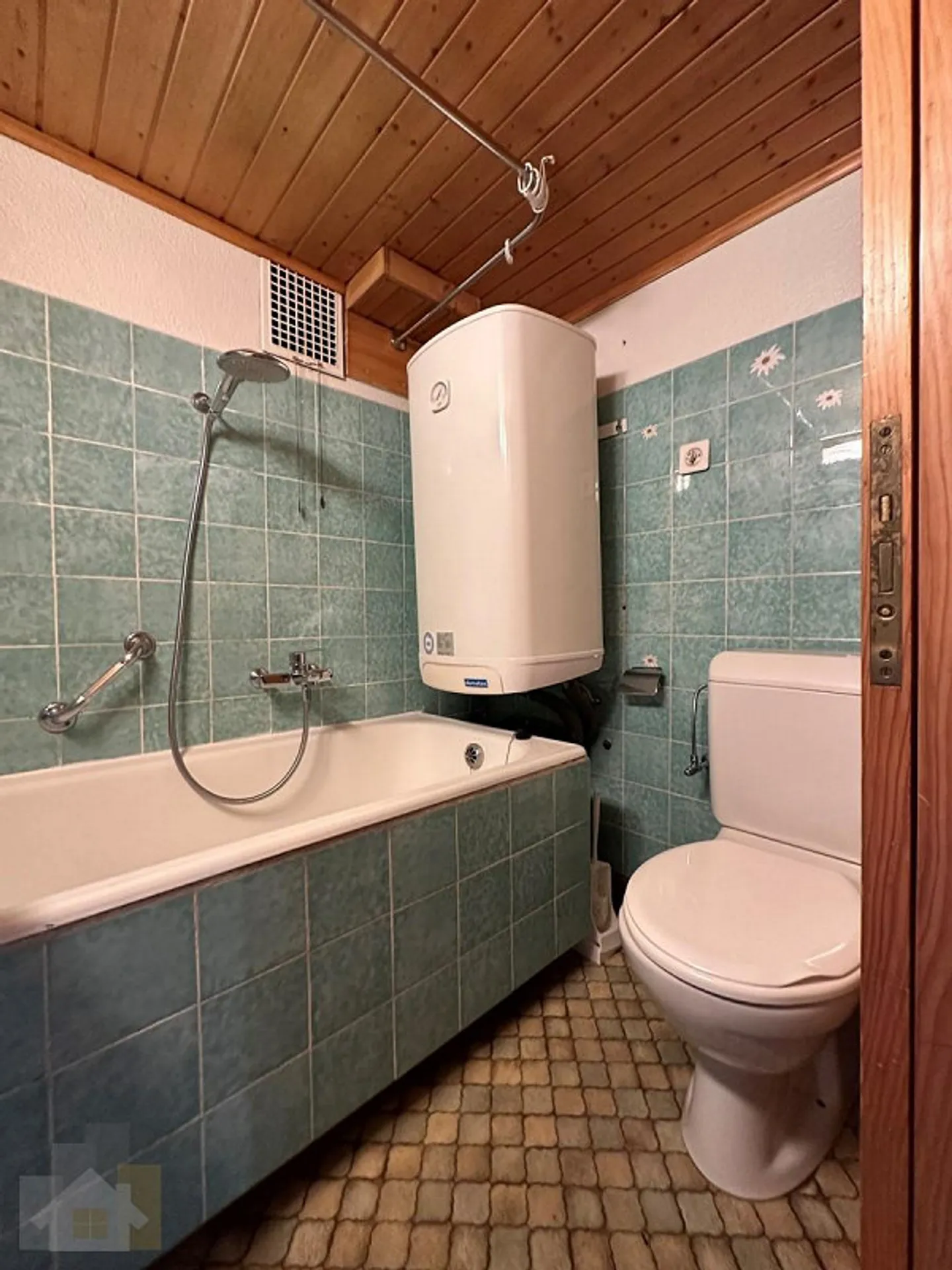 Appartamento in affitto - Foto 5 di 10