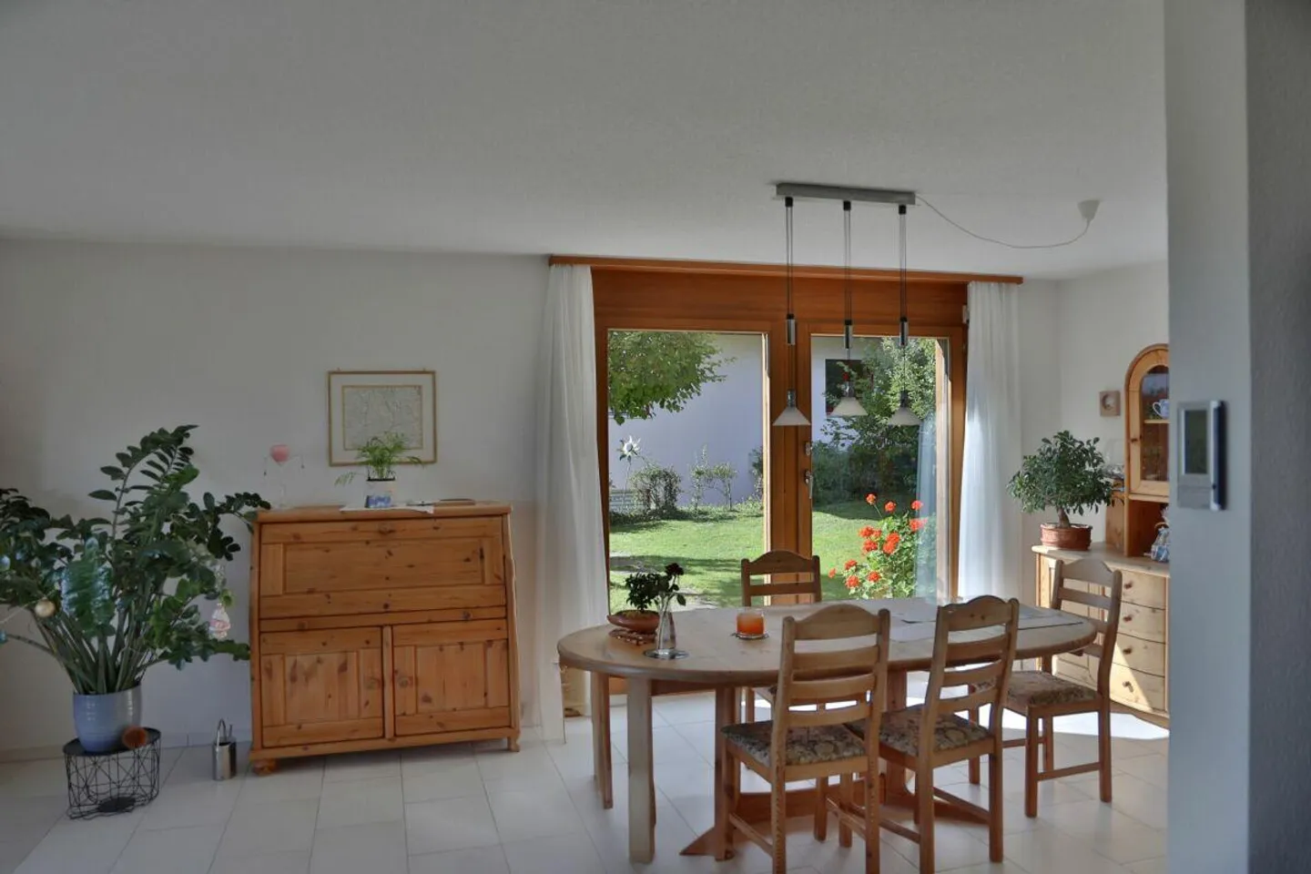 Casa bifamiliare di 7,5 stanze con panorama alpino - Foto 6 di 12