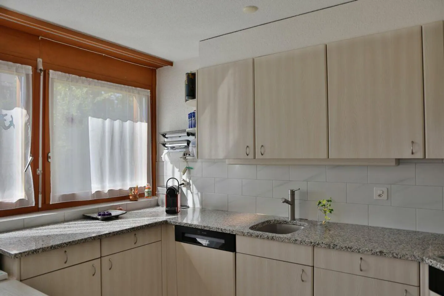Casa bifamiliare di 7,5 stanze con panorama alpino - Foto 7 di 12