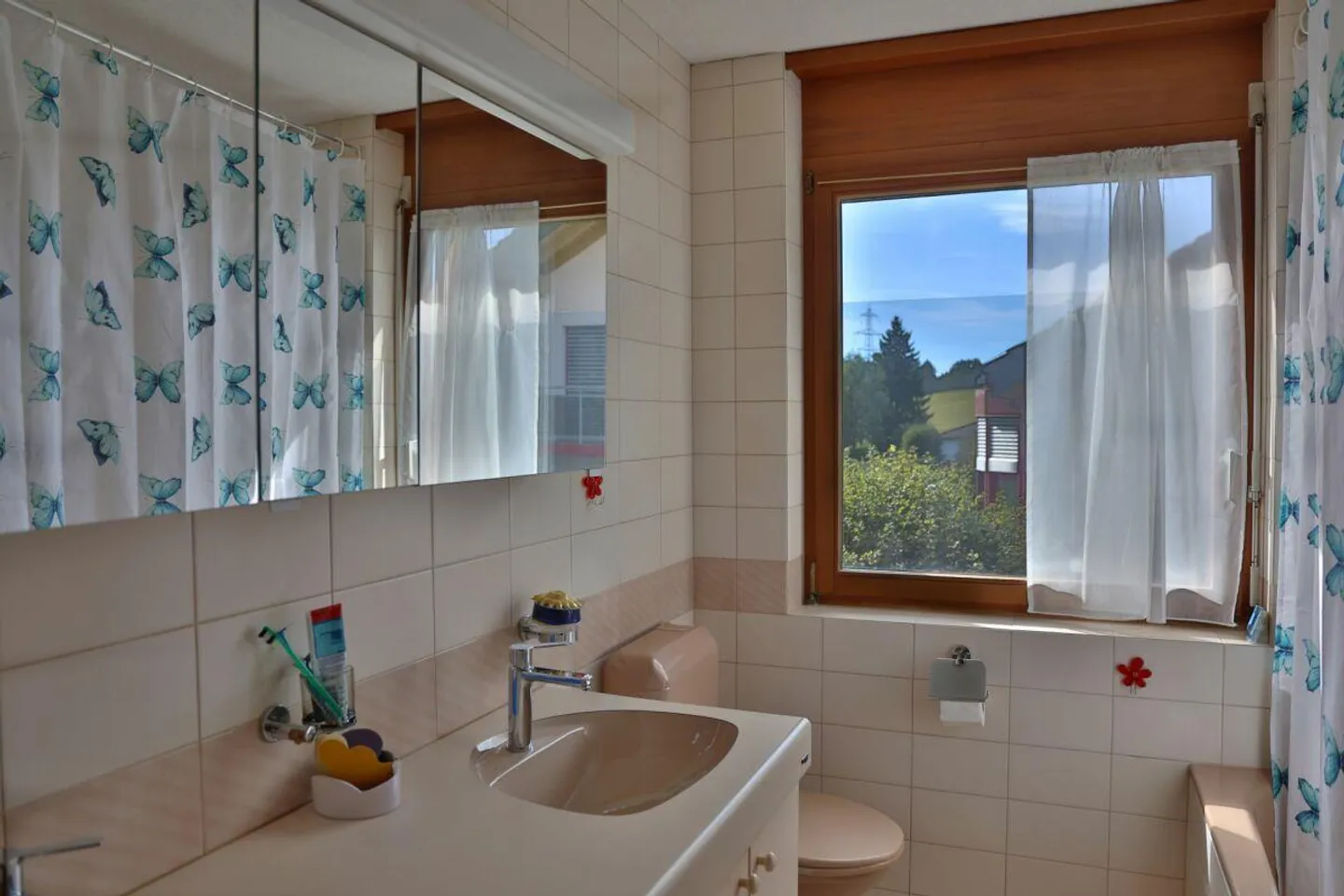 Casa bifamiliare di 7,5 stanze con panorama alpino - Foto 10 di 12