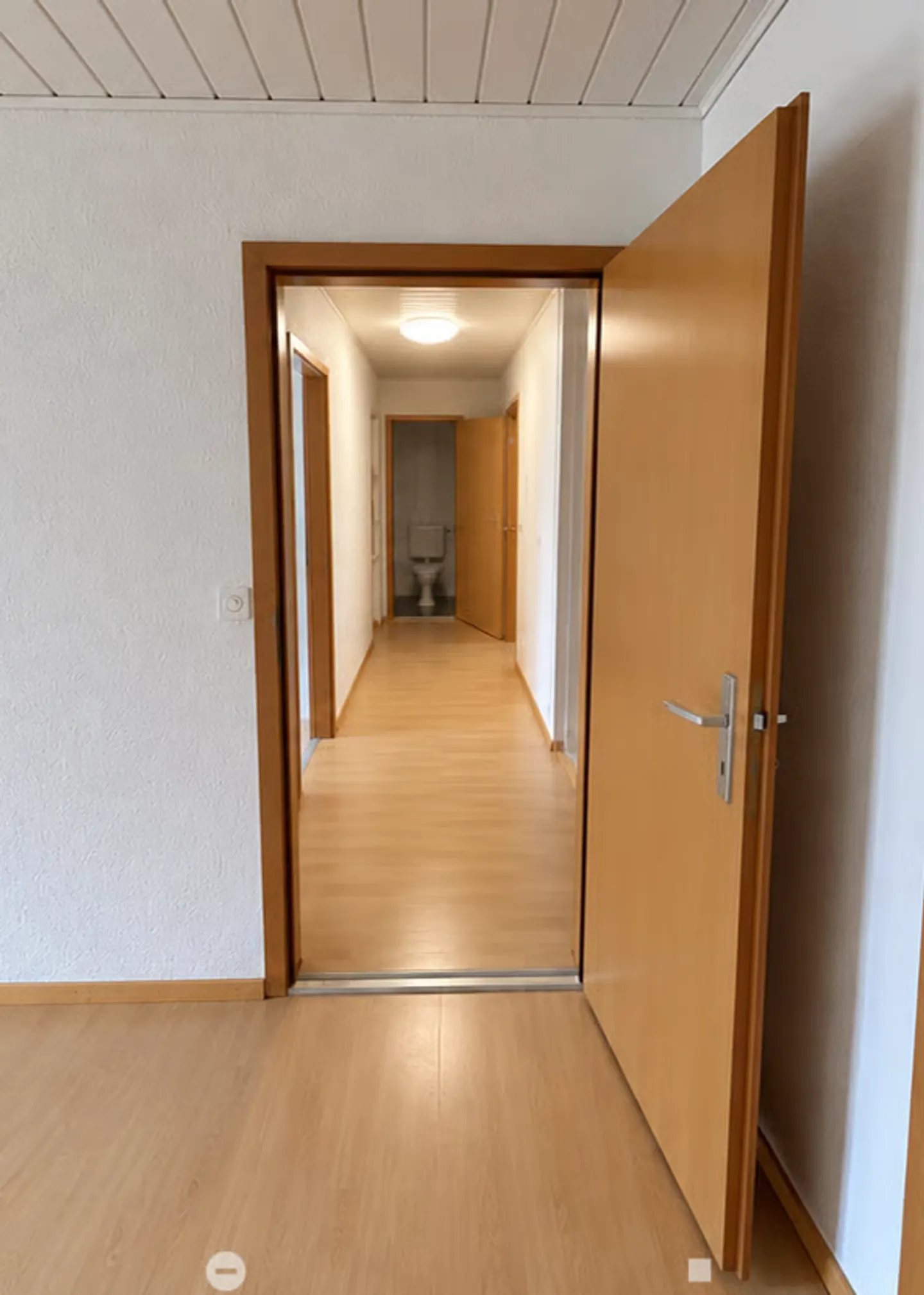 Practice/Commercial Space in a Central Location - Photo 5 of 7