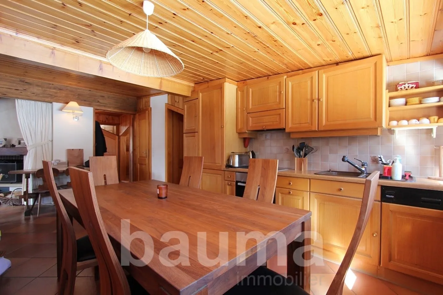 Attic apartment with panoramic view - Photo 5 of 13