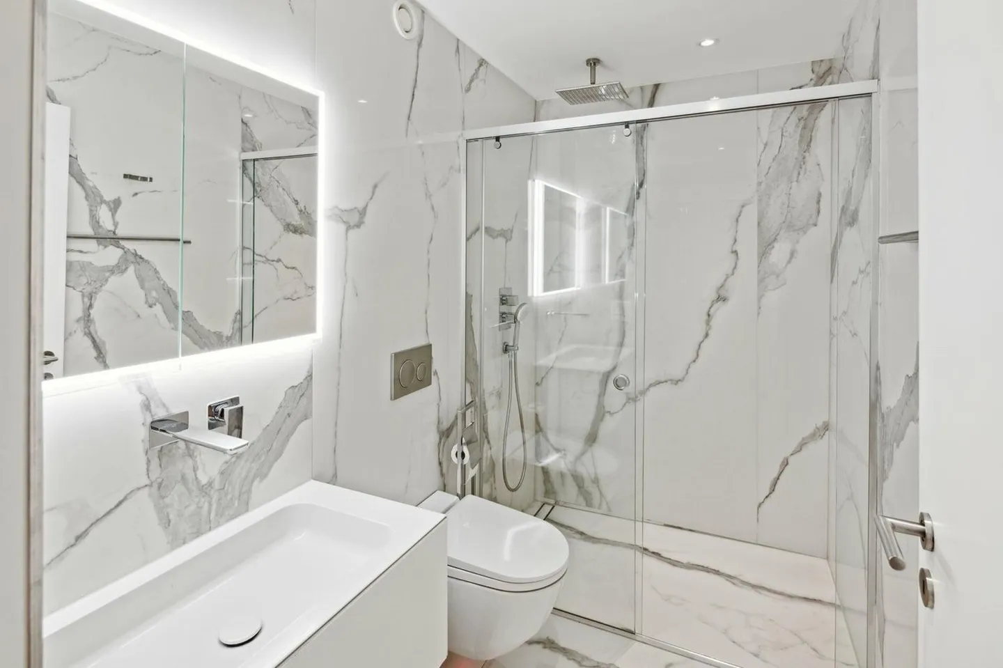 Lussuoso appartamento duplex di 6,5 vani al piano terra / Nuovo con piscina 3 x 6 m - Foto 6 di 13