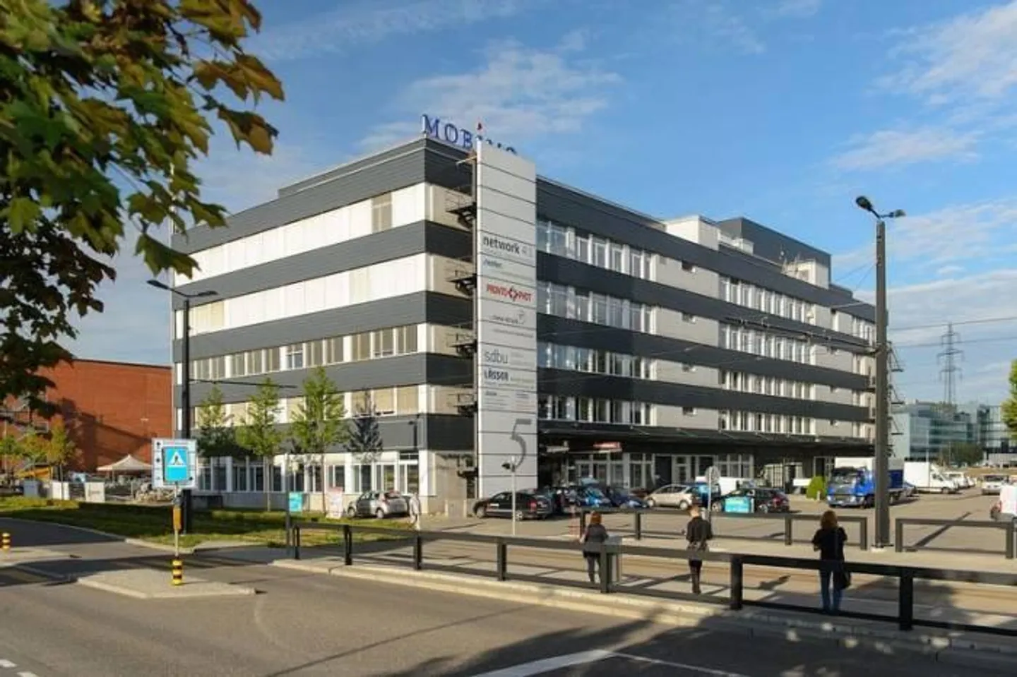 Tiefgaragenplatz - Foto 1 von 3