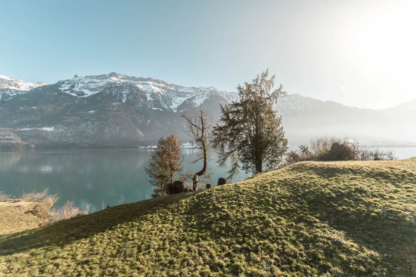 Beautiful 3 Bedroom Apartment with Boat Mooring and Lake View, Chalet Brienzersee - Photo 3 of 36