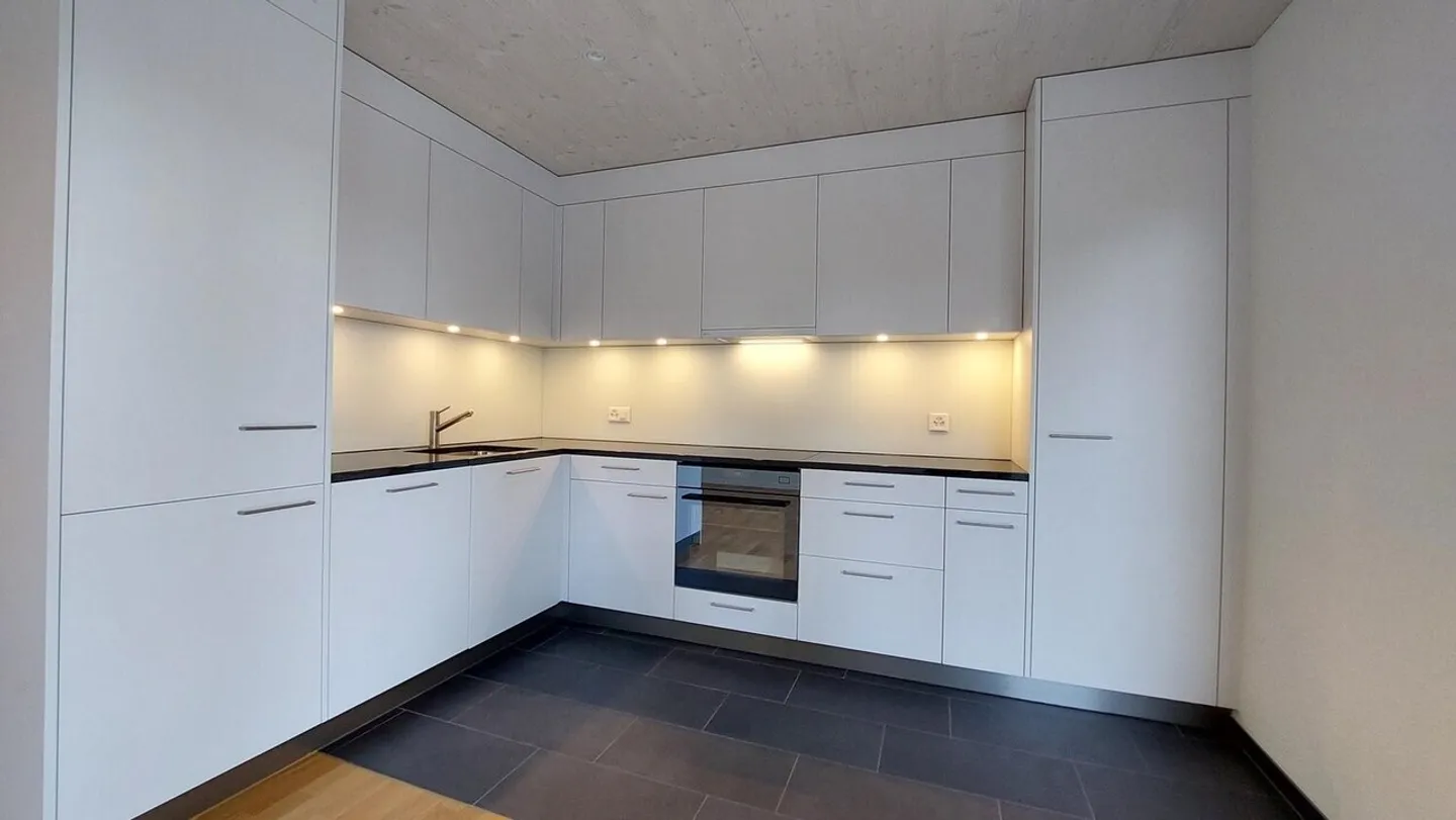 Moderne 2-Zimmerwohnung mit Balkon - Foto 2 von 9