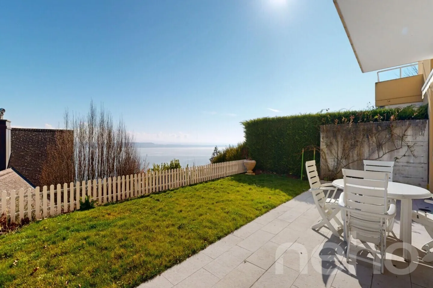 Magnifica villa a schiera con vista sul lago - Foto 2 di 12