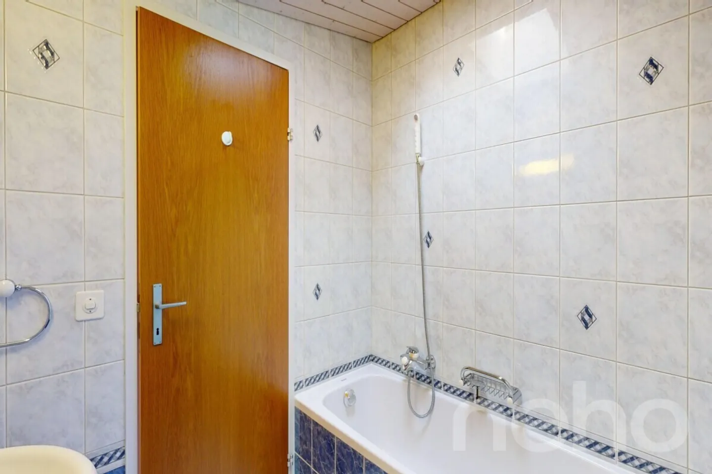 Magnifica villa a schiera con vista sul lago - Foto 10 di 12