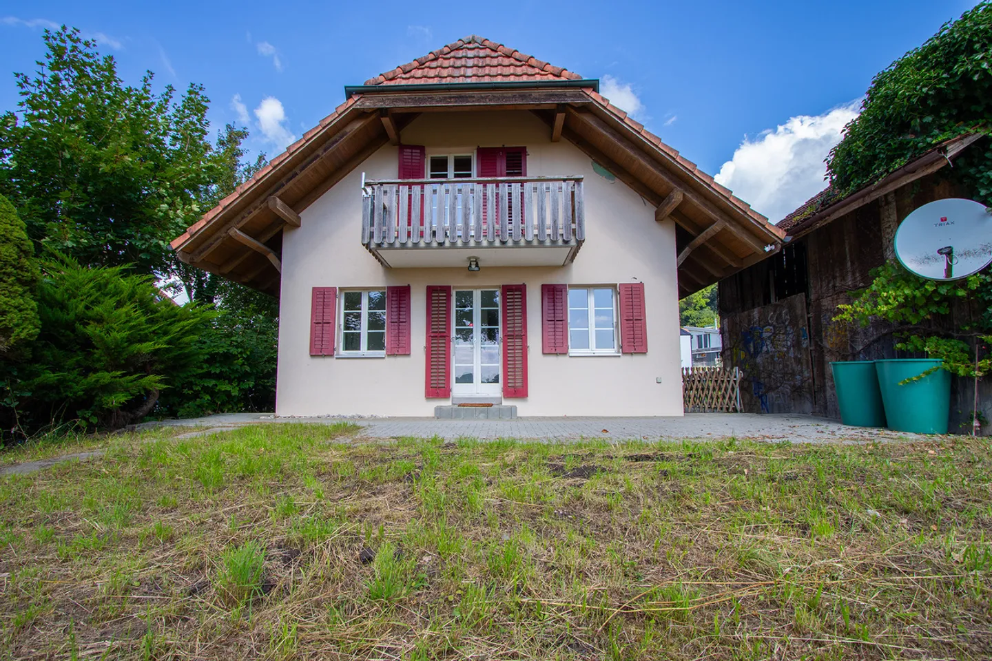 Country House with Potential and Building Reserve - Photo 3 of 15