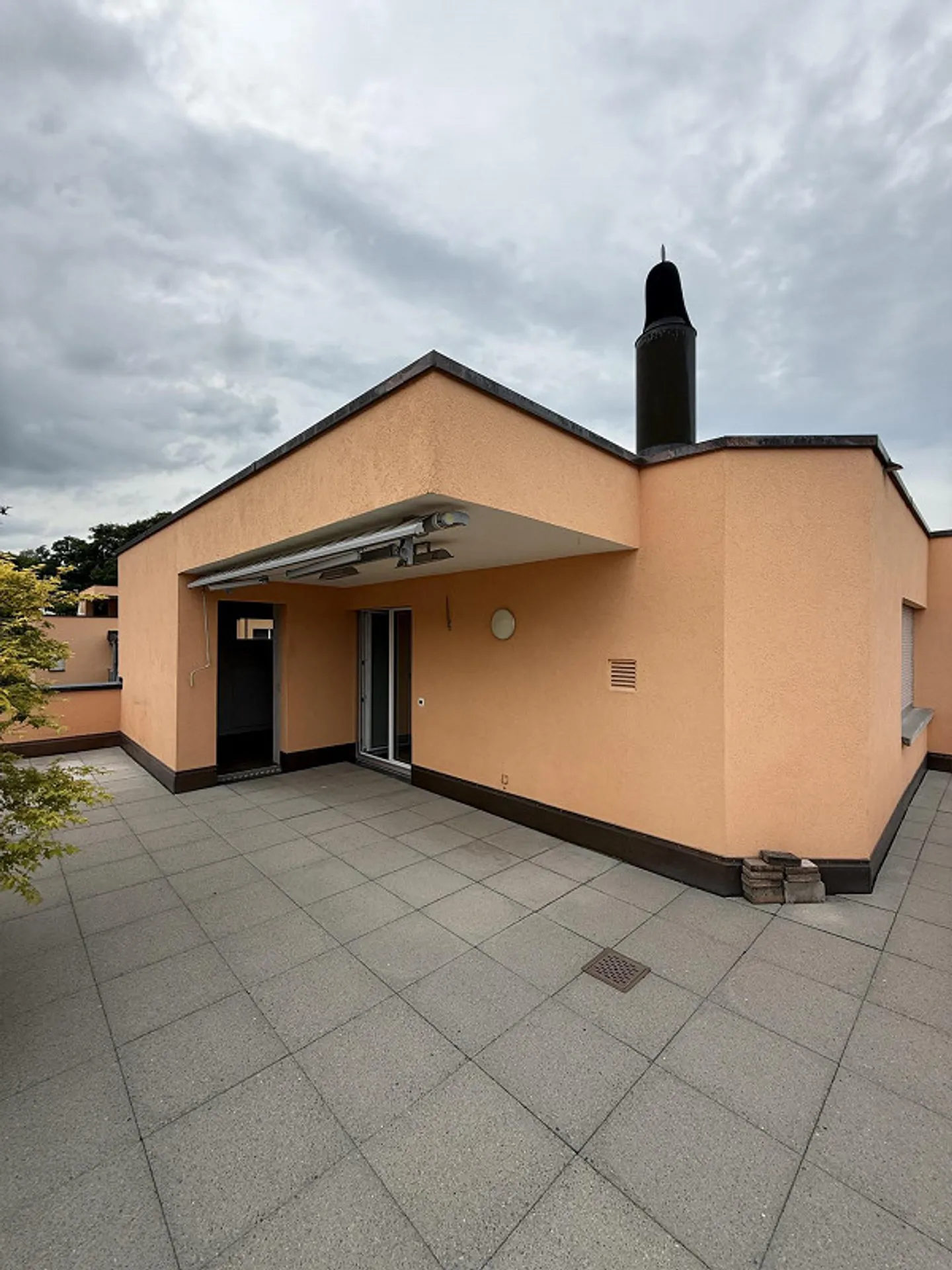 Appartamento attico di 4,5 stanze con vista panoramica e ampia terrazza - Foto 11 di 13