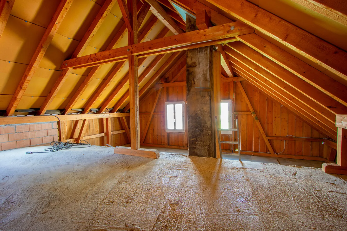 Country House with Potential and Building Reserve - Photo 12 of 15
