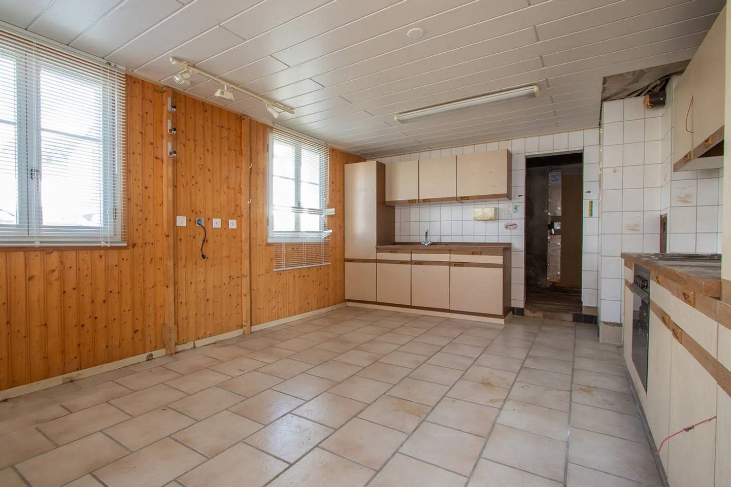 Country House with Potential and Building Reserve - Photo 13 of 15