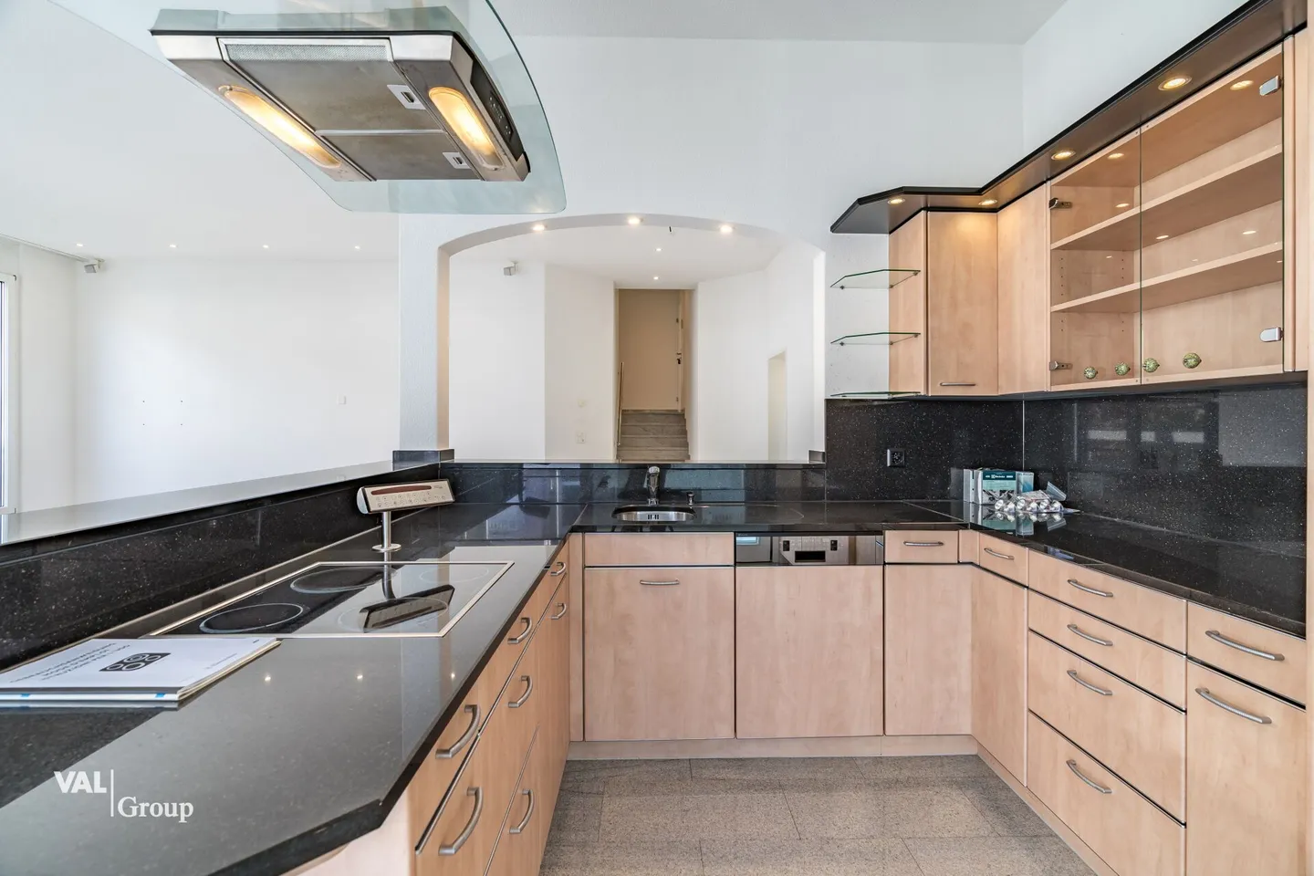 Appartement exclusif de 5,5 pièces dans un emplacement privilégié à Brig - Photo 4 sur 14