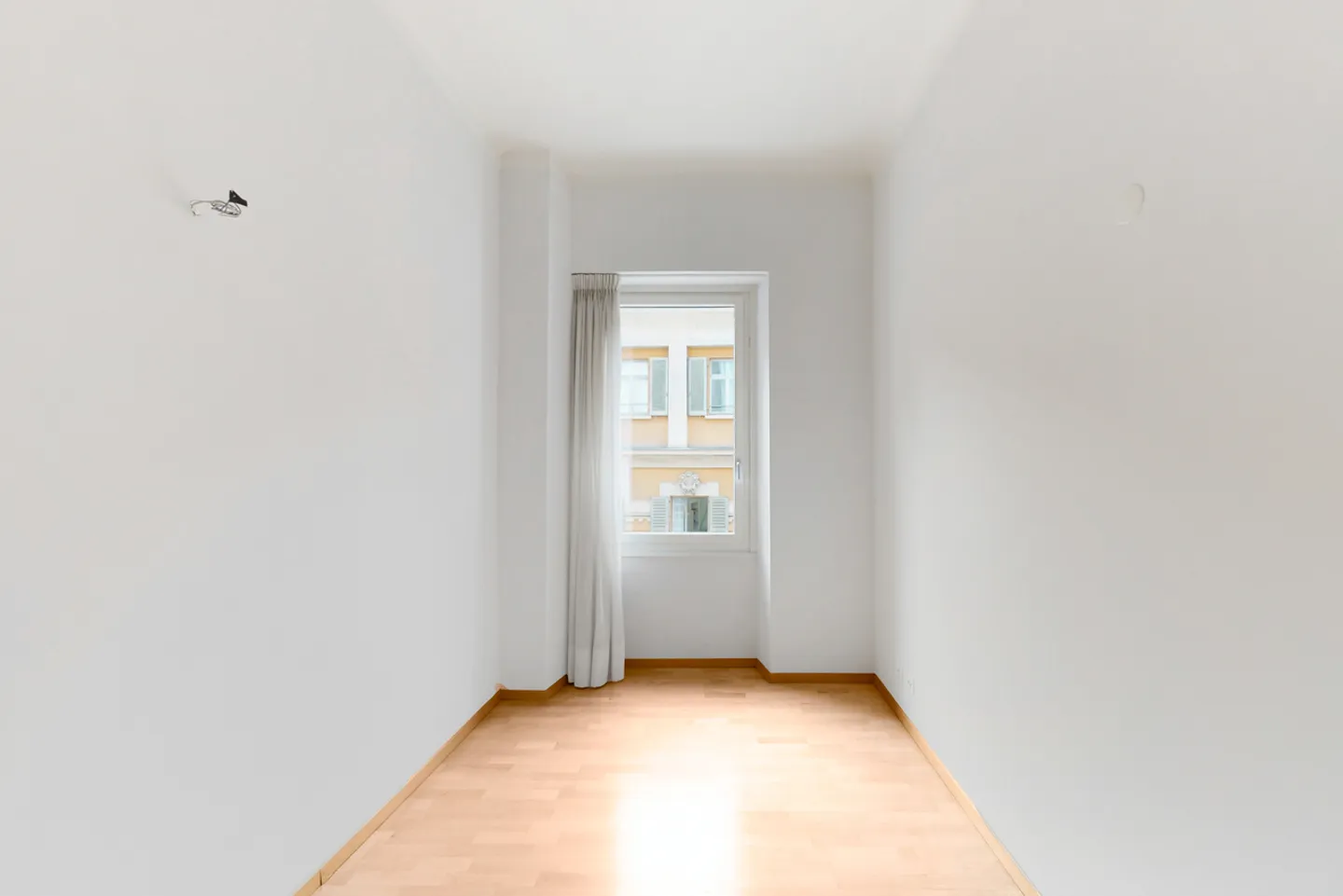 Votre nouvelle maison dans la rue la plus emblématique de Lugano - Photo 7 sur 8