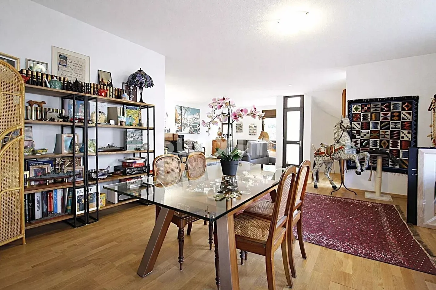 In einer ruhigen, lichtdurchfluteten Lage - Foto 3 von 8